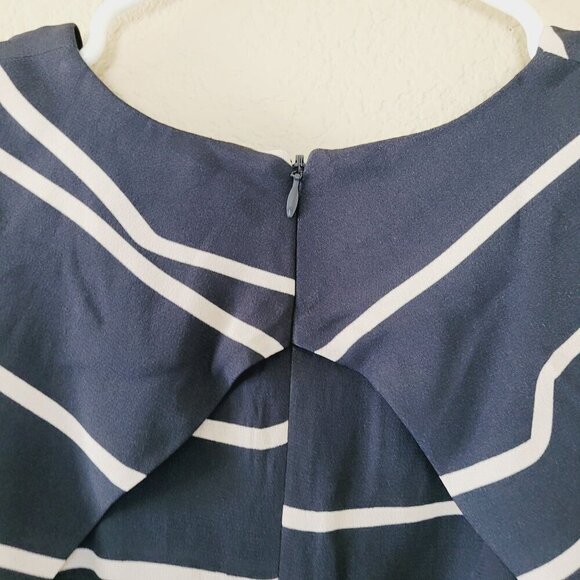 C/MEO Collective Romper Size Large Long Sleeve Stripe Cold Shoulder Cut Out - Picture 7 of 10